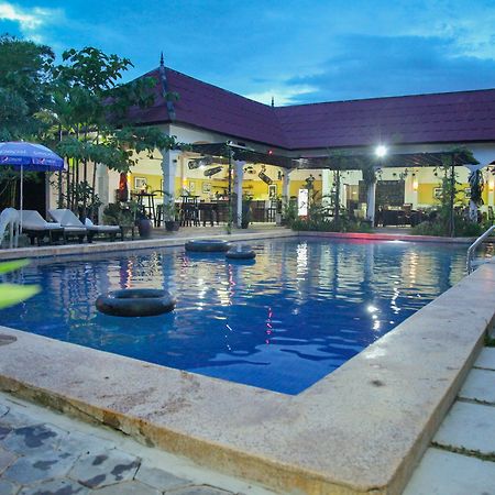 Lotus Lodge Siem Reap Exteriör bild