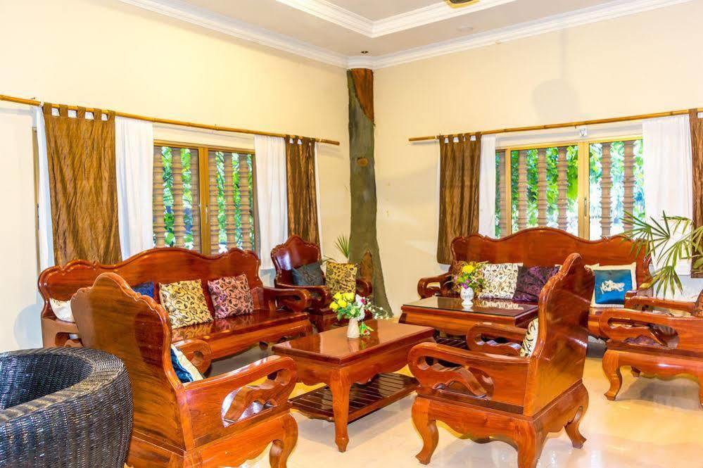 Lotus Lodge Siem Reap Exteriör bild